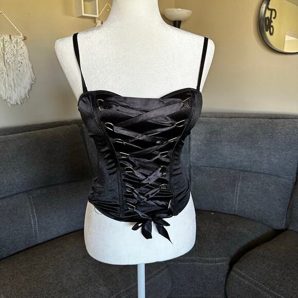 Black satin lace corset size small - Picture 5 of 7